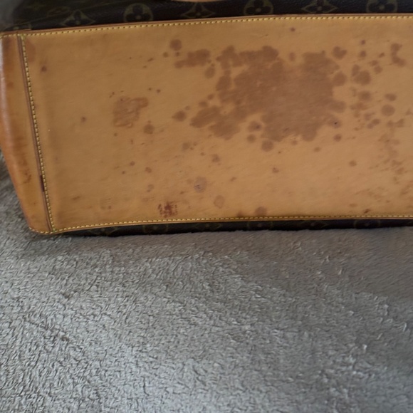 🎁FREE LV WALLET W/ PURCHASE OF THIS BAG TODAY ONLY🎁LV Cabas Mezzo Tote - Picture 6 of 6